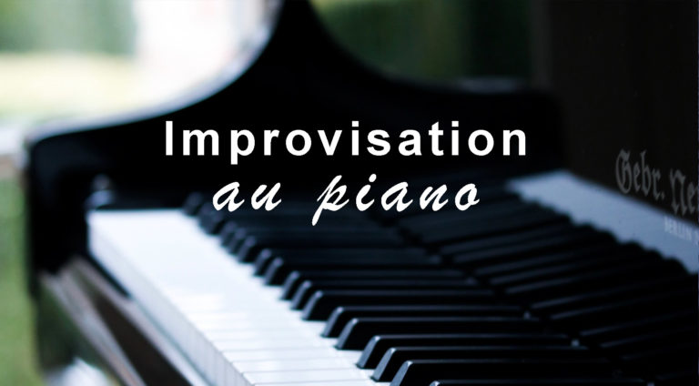 Image de couverture article Improvisation au Piano : titre et vue sur touches d'un piano